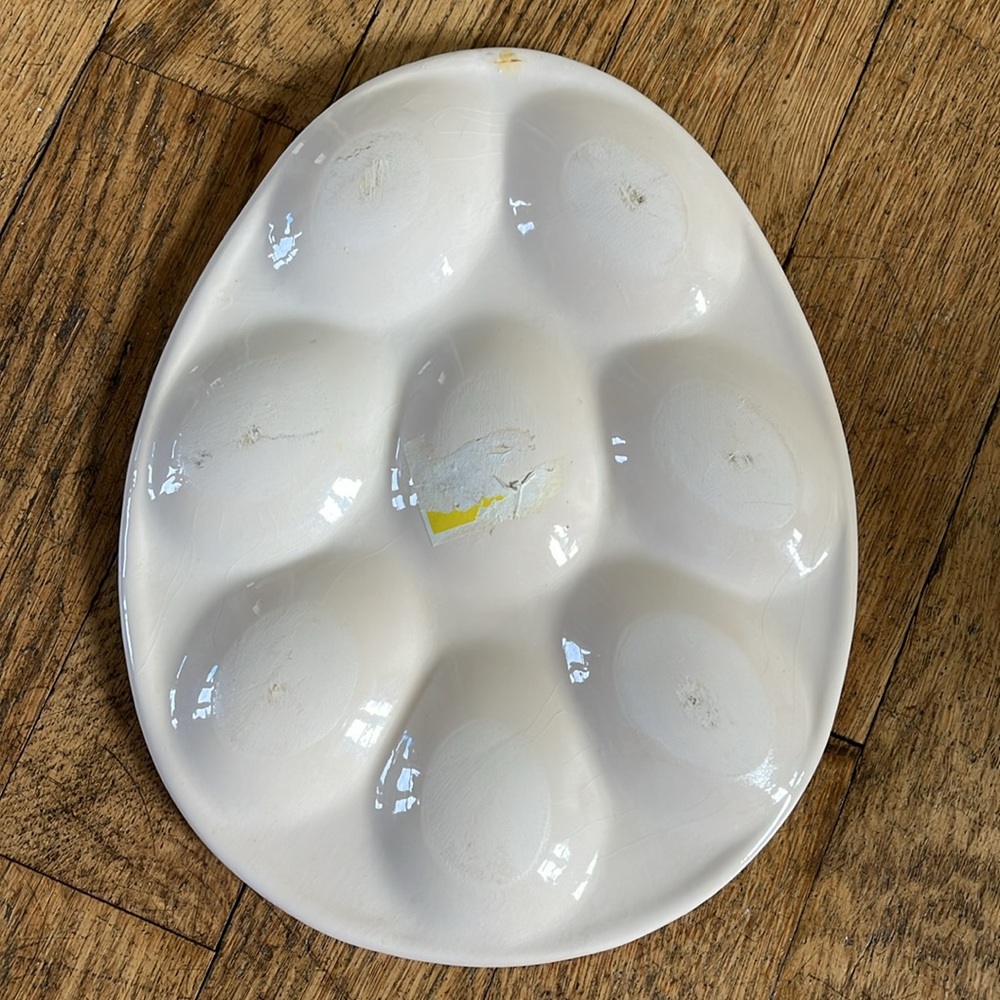 Deviled egg Easter ceramic dish - Picture 2 of 4
